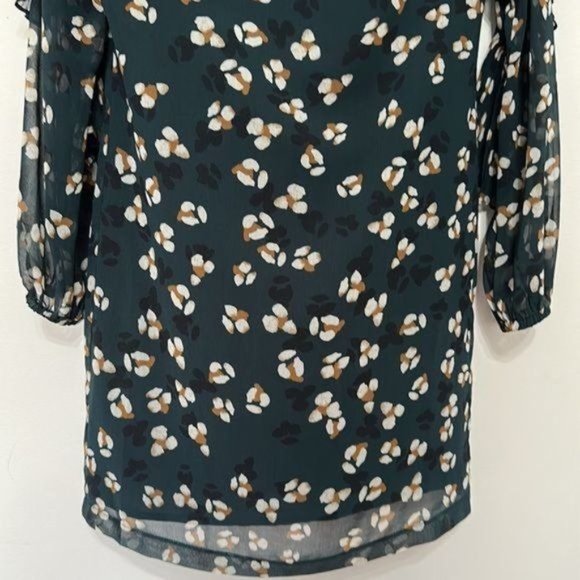 Donna Morgan Pleated Ruffle Long Sleeve Mini Dress Size 2 - Picture 3 of 8